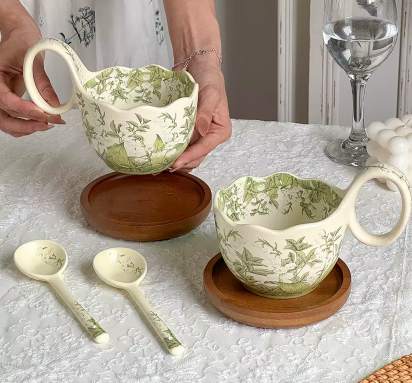 Nordic Bloom Ceramic Mug – 450 ml Floral Cup for Tea, Coffee & Matcha Rituals